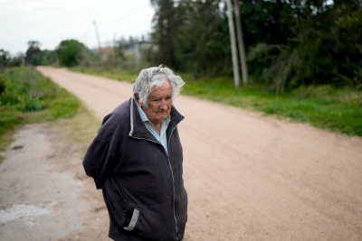 José Mujica anunció que tiene un tumor en el esófago: “La vida es hermosa, pero se desgasta”