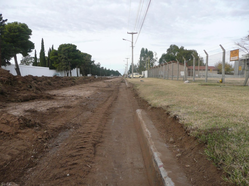 Tornquist - Reconstrucción de calles en la ciudad cabecera