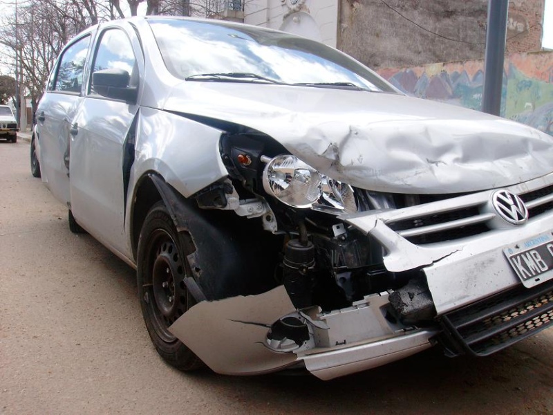 Policìa Comunal Tornquist - Informe de accidente automovilìstico