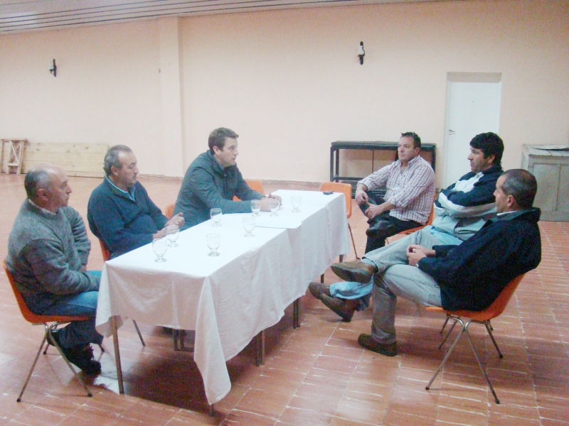 Saldungaray - Trankels se reunió con dirigentes del club Porteño 