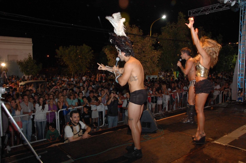 Guaminì - Maxi Diorio y Dallys Ferreyra festejaron el Carnaval en el corsòdromo a pura fiesta