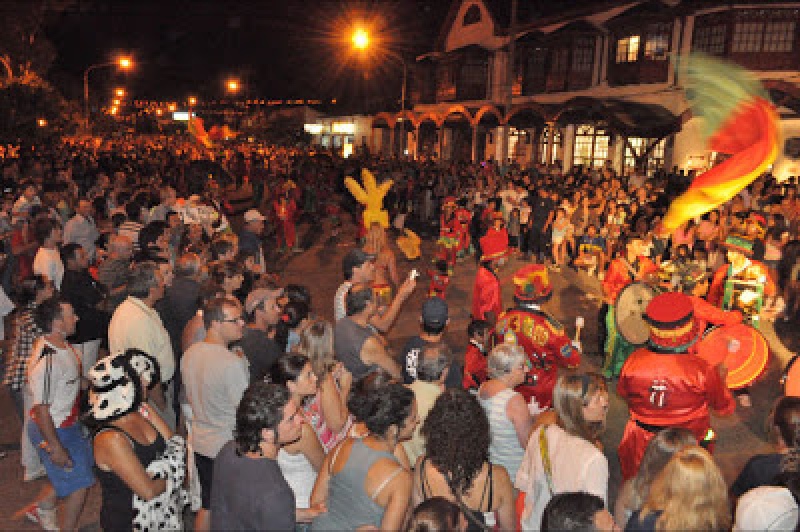 Sierra de la Ventana - El Carnaval 2013 se vivió a pleno en la localidad