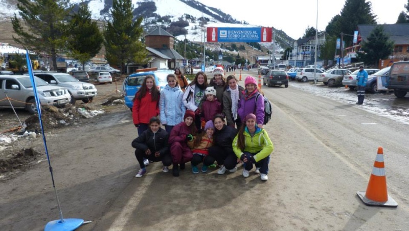 Tornquist - La Escuela Municipal de Básquetbol viajó a Bariloche a participar