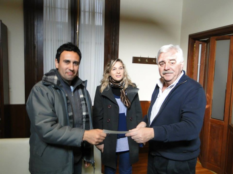 Pigué - El Intendente Municipal, Alejandro Hugo Corvatta, le entregó un subsidio por $ 50.000 al Jardín de Infantes nº 901