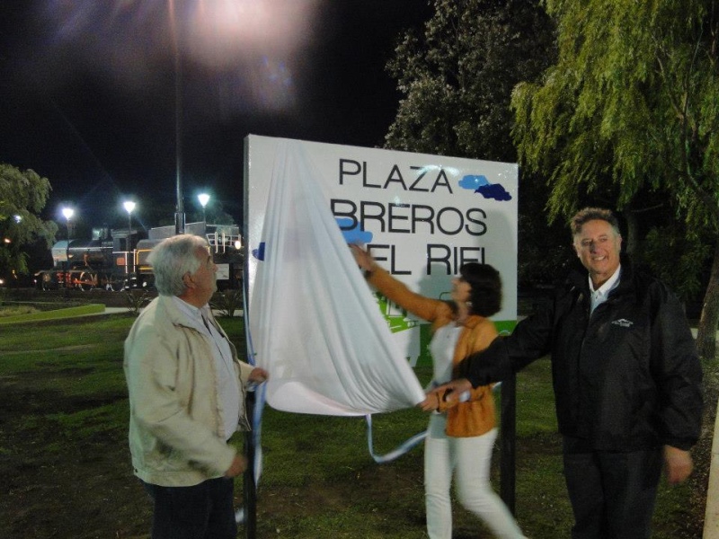 Saavedra - Ayer el Intendente Corvatta, re-inauguró la "Plaza Obreros del Riel"