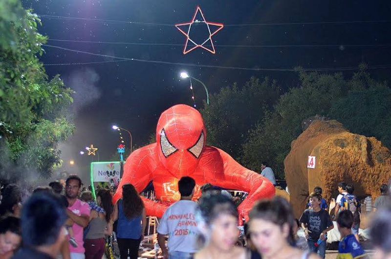Guaminí - El distrito sigue ofreciendo más noches de Carnaval Artesanal