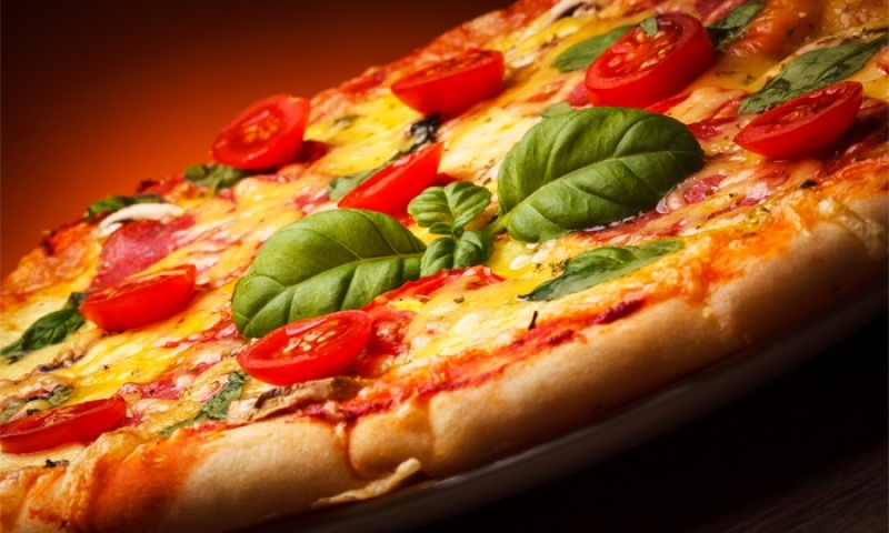 Tornquist - El viernes 08 de Mayo, el Club Unión invita a su cena con pizza libre