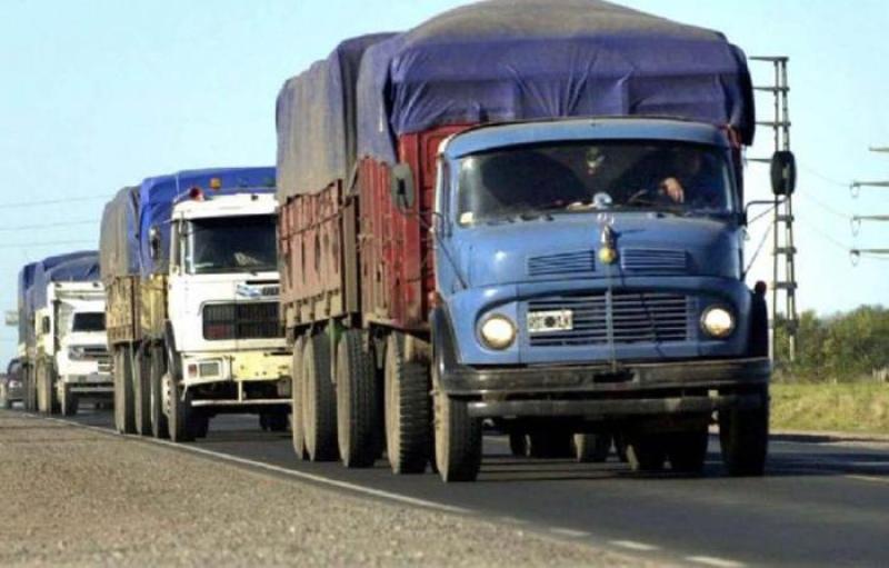 Bahía Blanca - Rige la restricción de circulación de camiones en las rutas