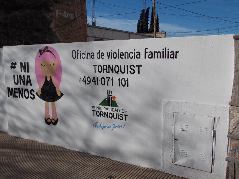 Tornquist - Como en todo el pais, la ciudad se sumó a la campaña “Ni una Menos”