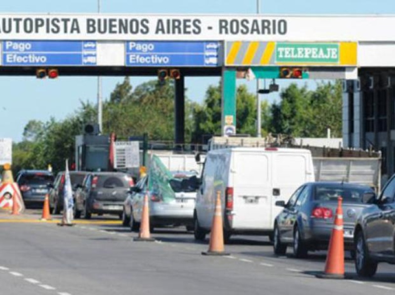 Aumenta un 300 % el peaje en rutas y autopistas, que conectan a Rosario