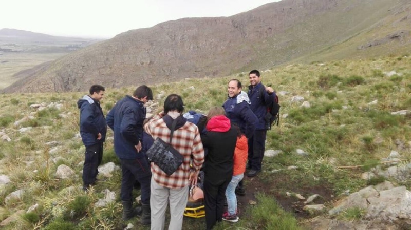 Los Bomberos Voluntarios realizaron un rescate en las sierras