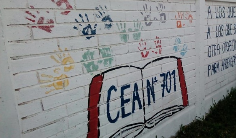 Pintura mural: “Huellas del Centro de Educación de Adultos en Tornquist”