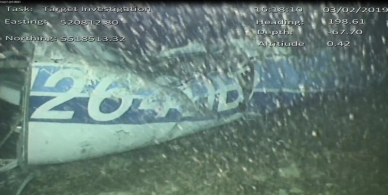 Encontraron un cuerpo entre los restos del avión en el que viajaba Emiliano Sala