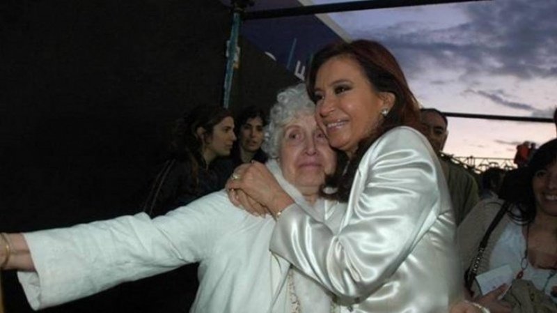 Falleció Ofelia Wilhelm, la madre de Cristina Fernández de Kicrhner