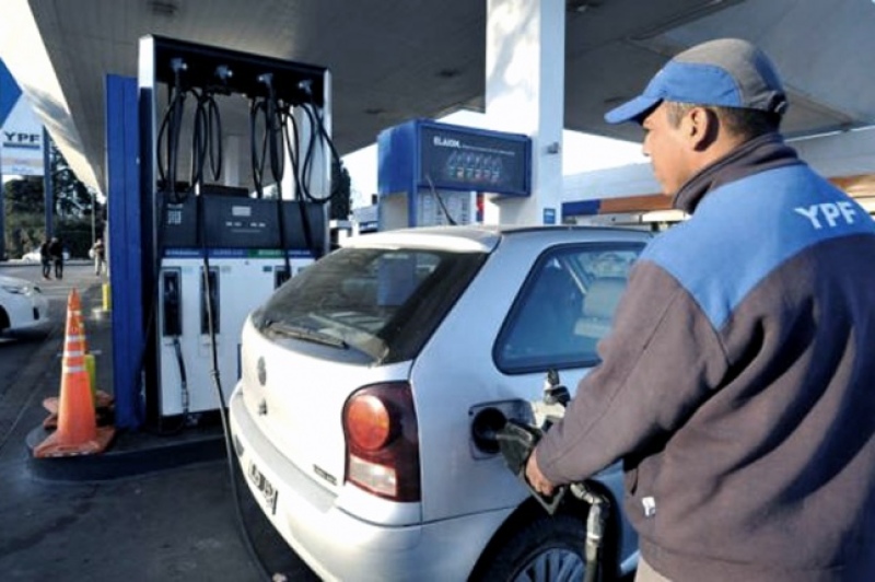 Arranca julio con un nuevo aumento: YPF incrementó hasta 2,5% el valor de sus combustibles