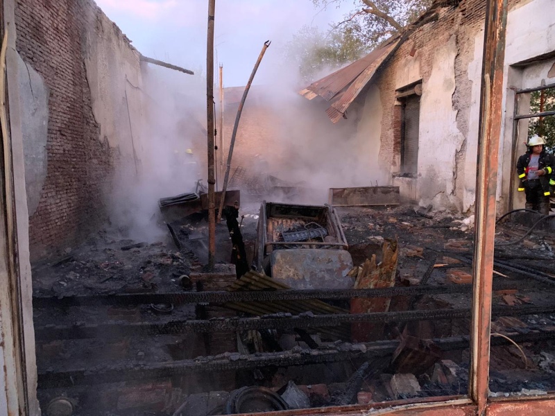 Saldungaray - Fue total la pérdida del local que se incendió esta madrugada