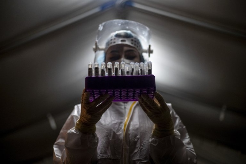 Coronavirus - Descubren una nueva cepa en Nueva York que preocupa a los científicos