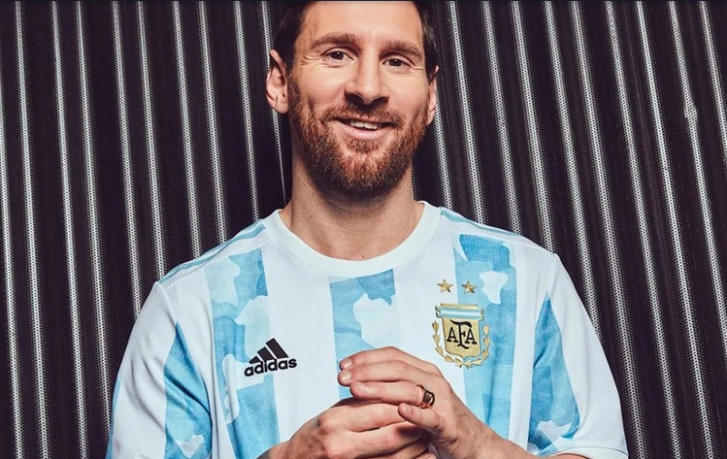 La Selección Argentina lanzó su nueva camiseta 2021: ¿cuánto cuesta?