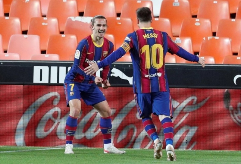 La Liga española podría sancionar a jugadores de Barcelona por una fiesta en la casa de Messi