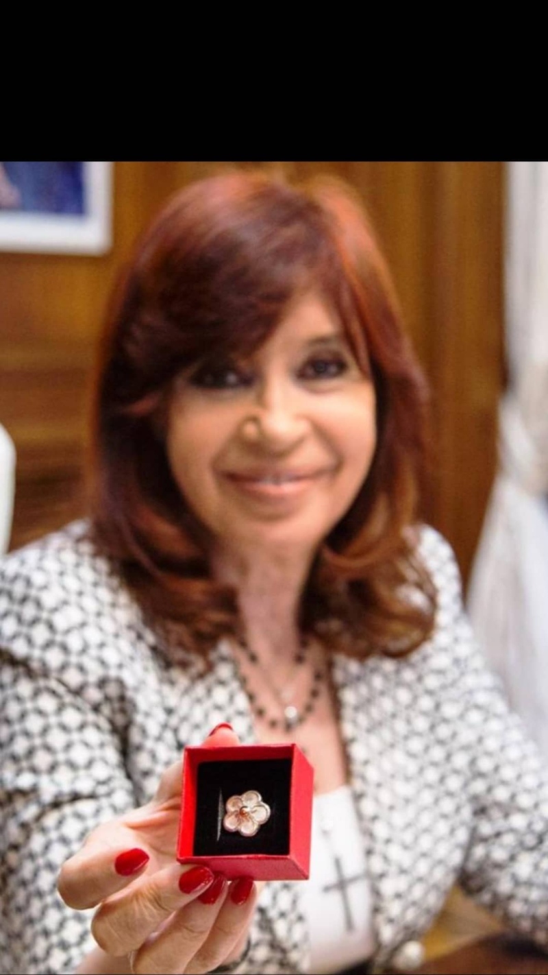 La Vicepresidenta Cristina Fernández, ya tiene una joya de Sierra de la Ventana