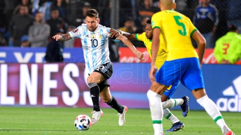 Argentina, que se acerca a Qatar 2022, y Brasil empataron en San Juan