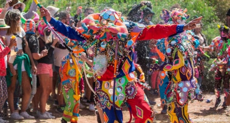 Con comparsas, shows y concursos, llega el Carnaval a las provincias