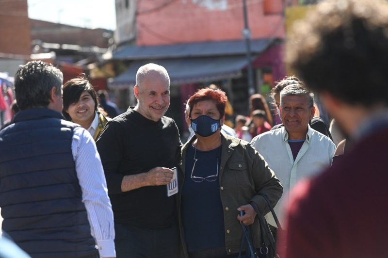 Rodríguez Larreta recorrió José C. Paz, donde se reunió con vecinos para hablar sobre la realidad de la Provincia