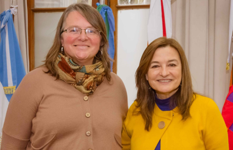 La Directora Regional del Ministerio de las Mujeres, Políticas de Género y Diversidad Sexual, Silvia Zaballa se reunió con la Ministra Estela Diaz